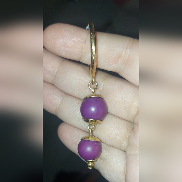Vintage purple dangle earrings - Picture 3 of 3